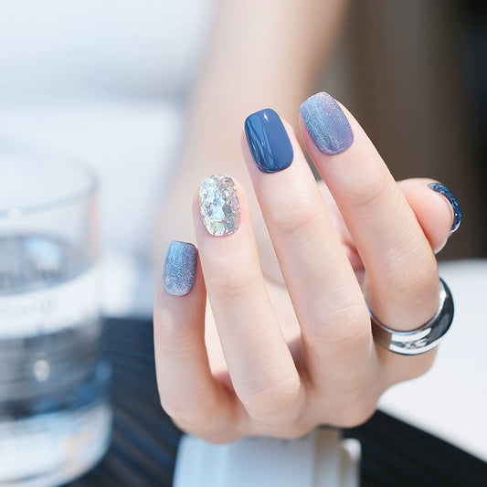 Out-Shine | Uñas con diseños sencillos y elegantes, blanqueadoras y brillantes para lucir.