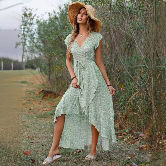 Deslumbra | Vestido largo ajustado con bajo irregular