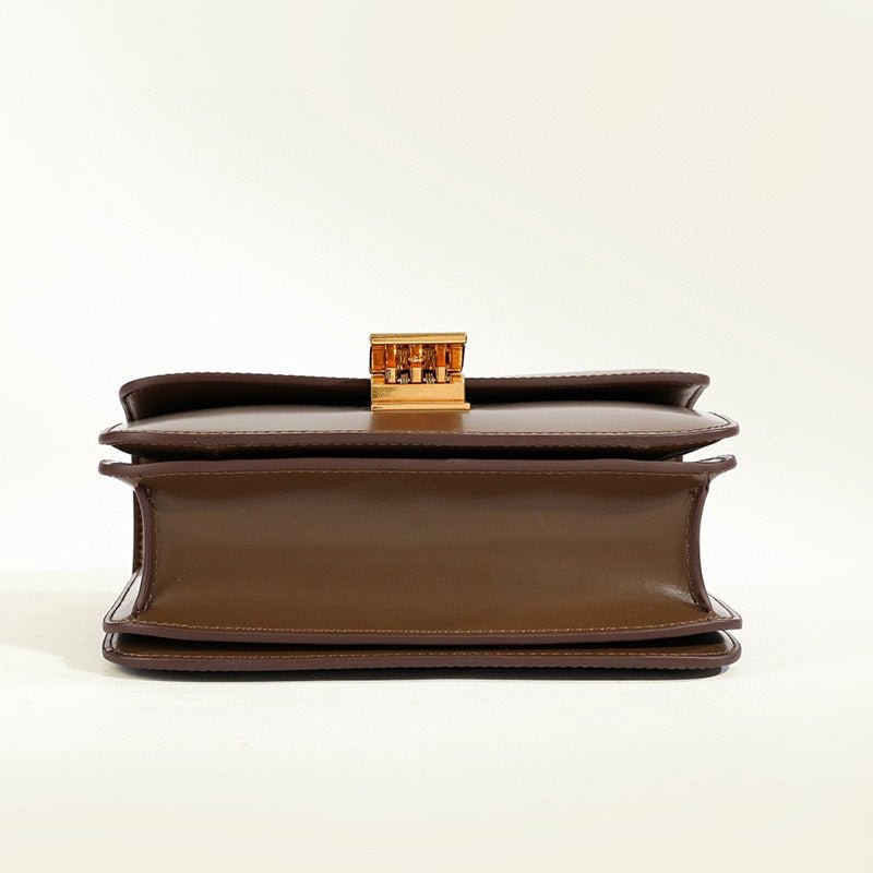 Out-Shine | Classic shoulder bag with flap