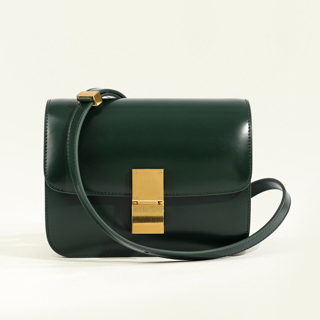 Out-Shine | Classic shoulder bag with flap