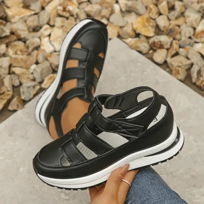 Out-Shine | Closed sandals