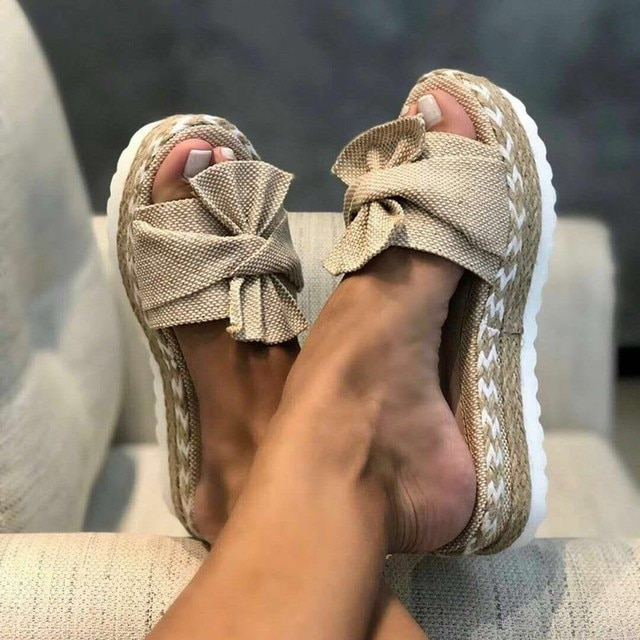 Brilla con luz propia | Sandalias ortopédicas con un diseño elegante