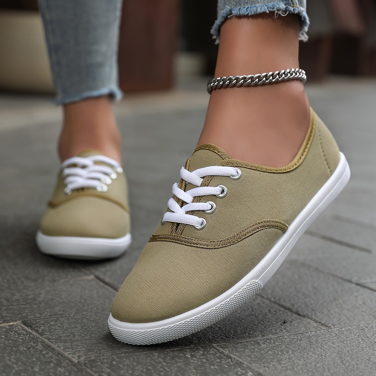 Out-Shine | Low Canvas Lace Ups