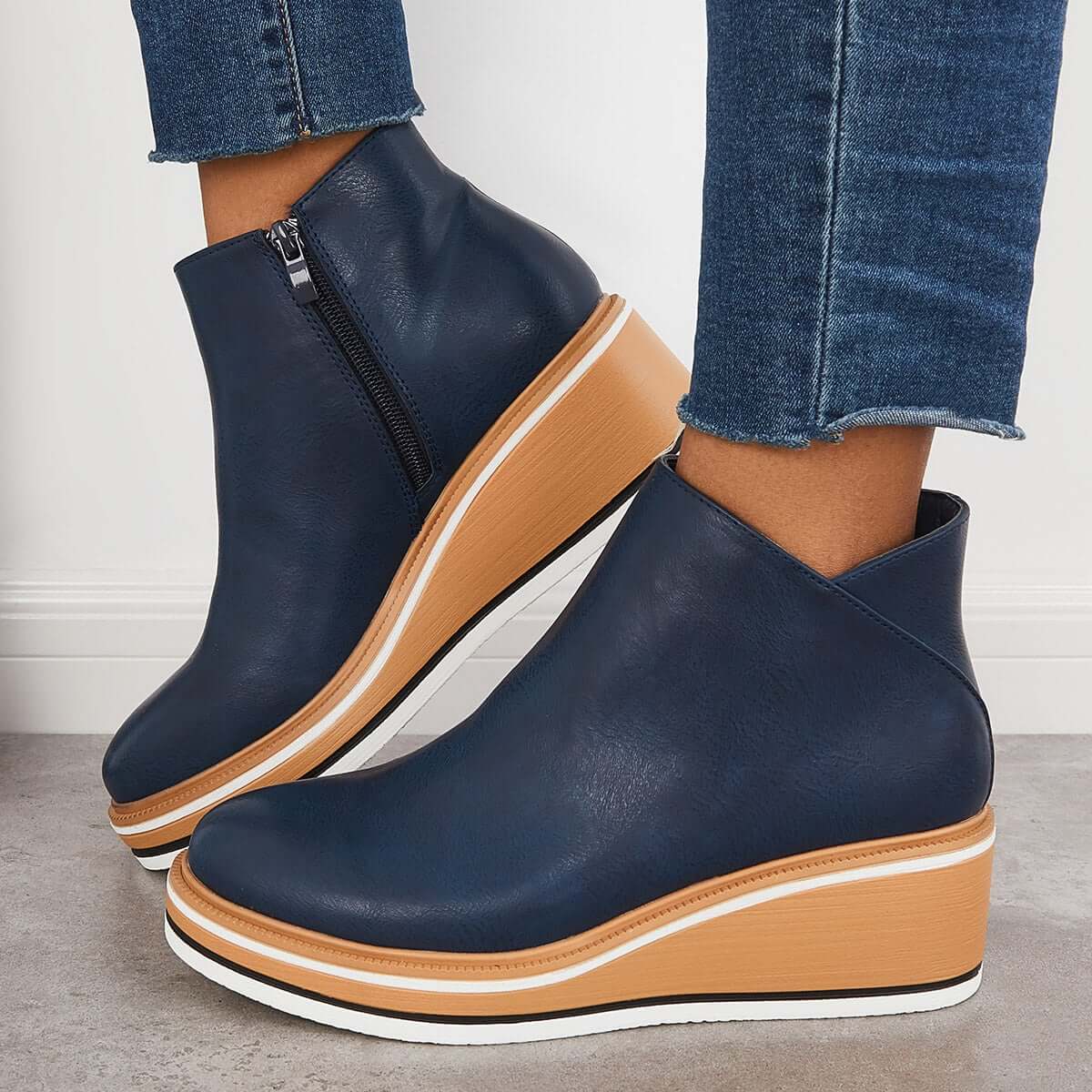 Out-Shine | Stylish ankle boots with zipper and platform