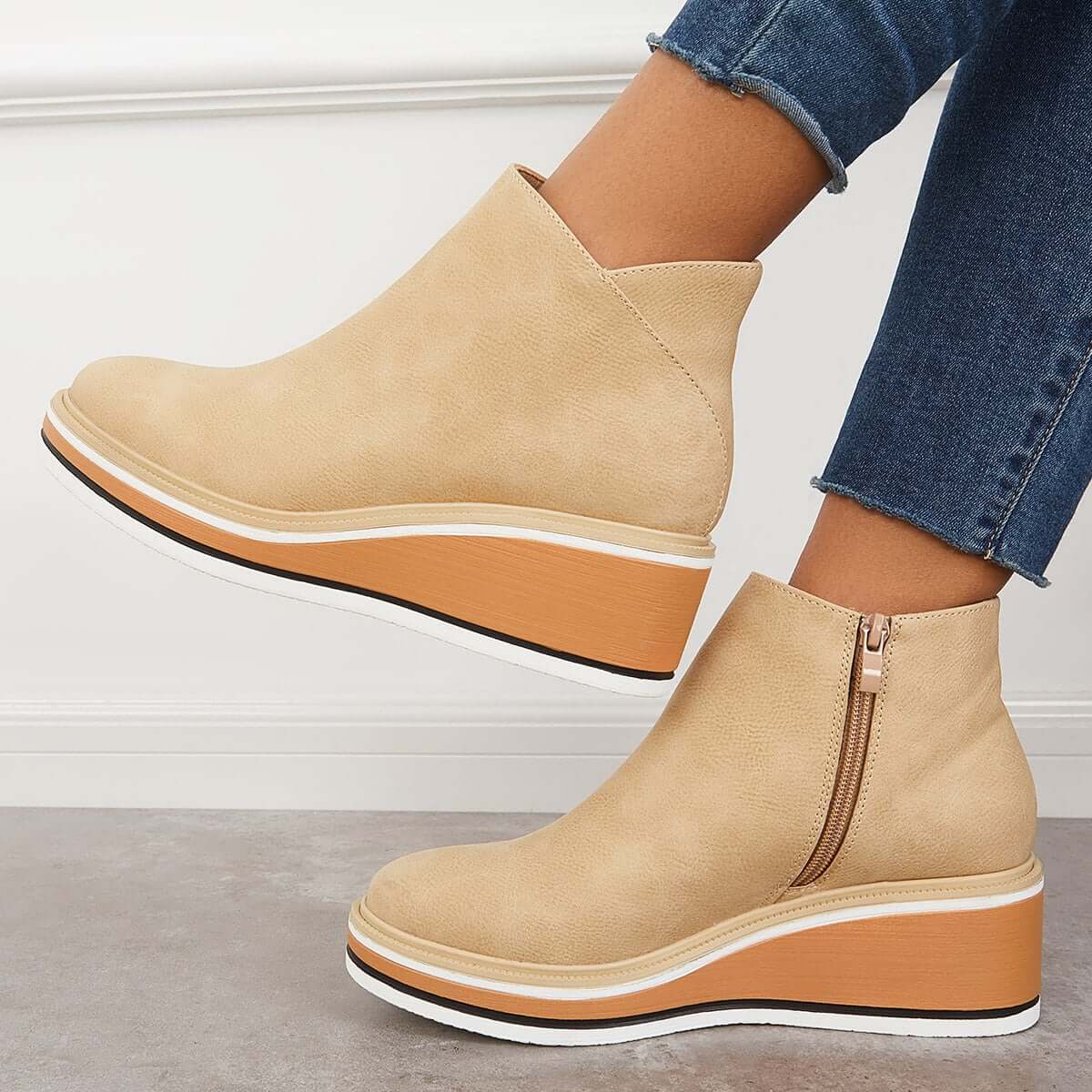 Out-Shine | Stylish ankle boots with zipper and platform