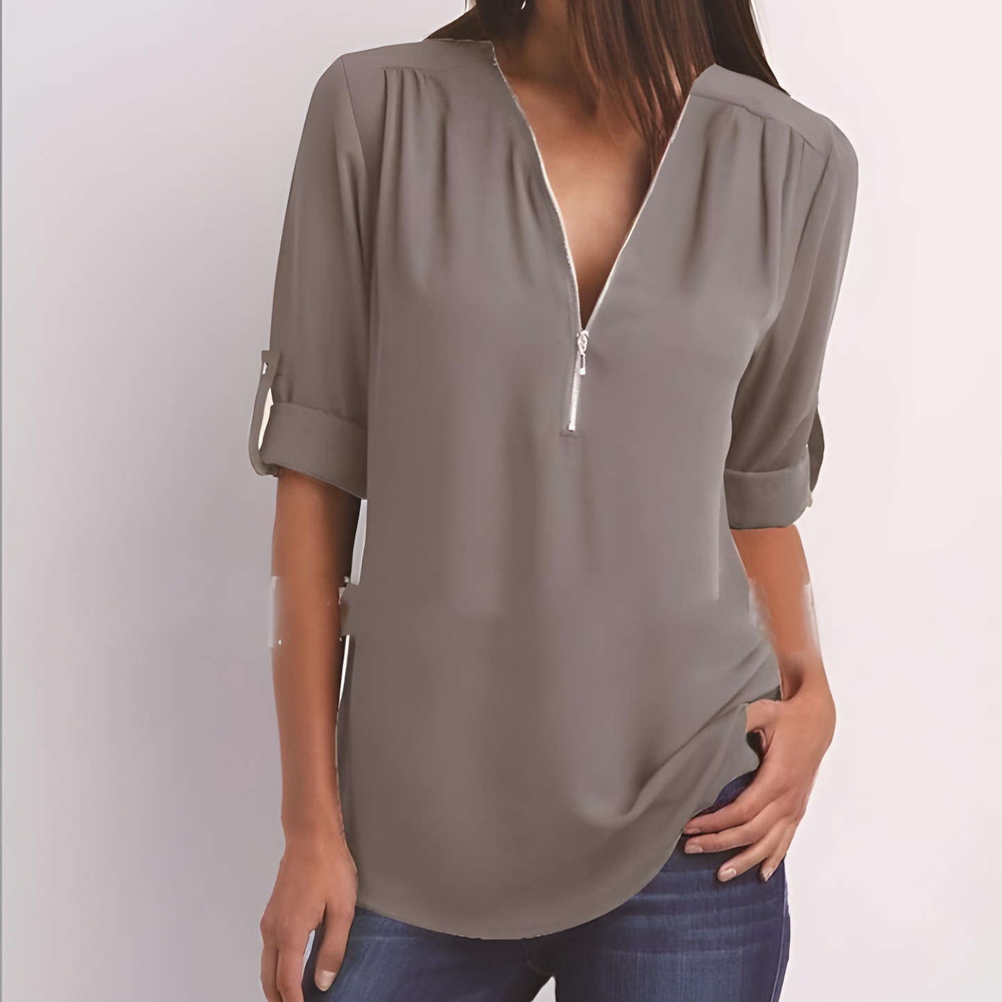 Deslumbra | Blusa elegante con cremallera y cuello en V 