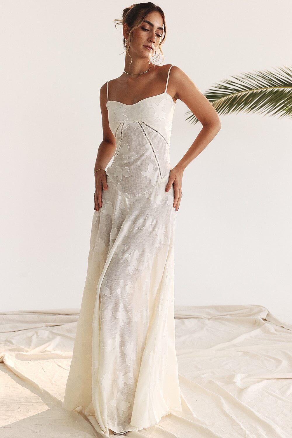 Out-Shine | Backless Summer Dress