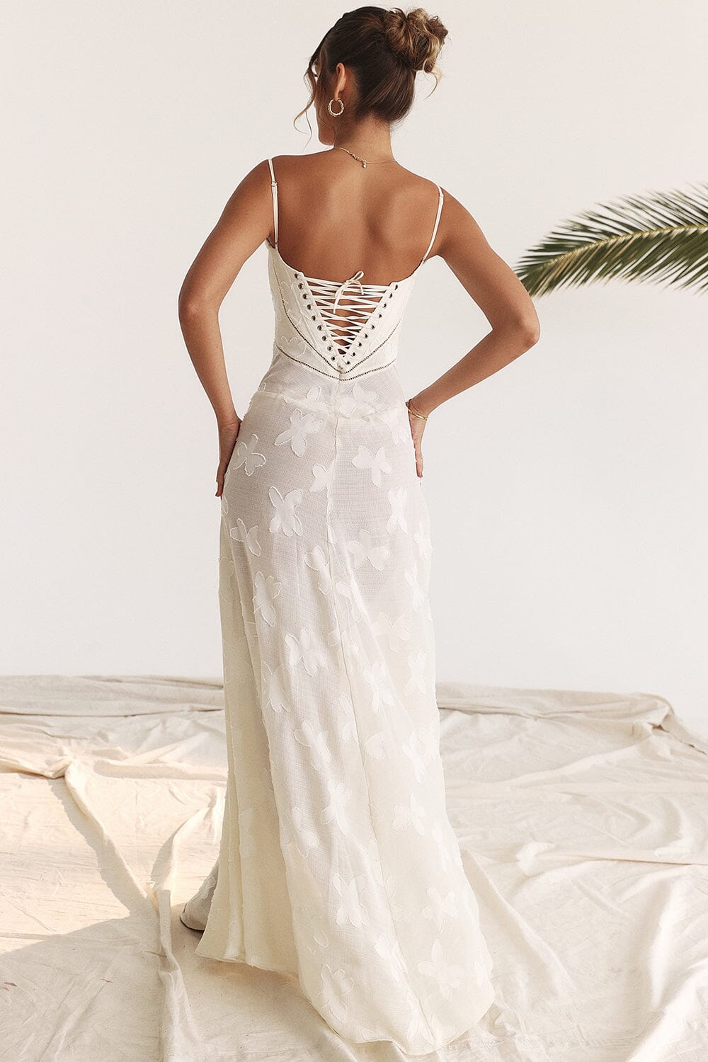 Out-Shine | Backless Summer Dress