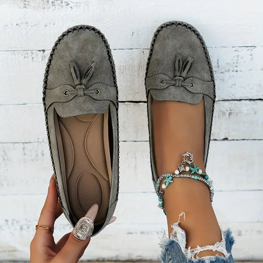 Out-Shine | Classic suede loafer with tassel detail for women