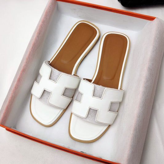 Out-Shine | Chic and luxurious summer shoes