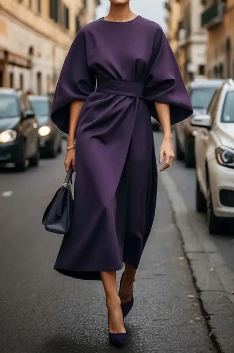 Out-Shine | Black dress with sleeves and belt