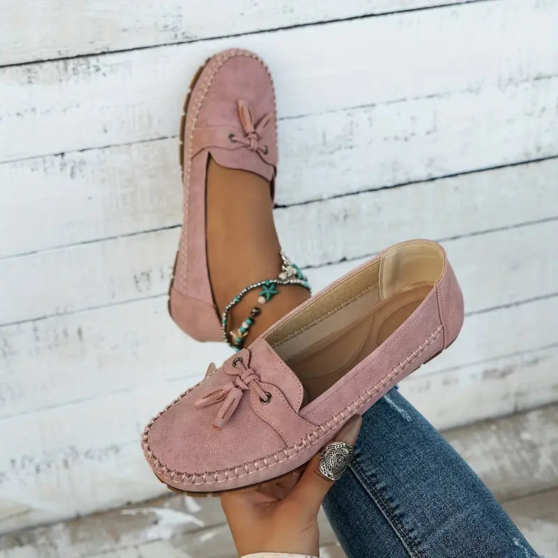 Out-Shine | Classic suede loafer with tassel detail for women