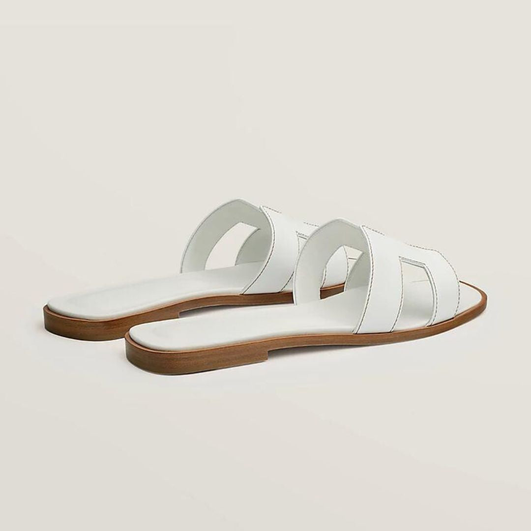 Out-Shine | Black luxury sandals with ergonomic grip