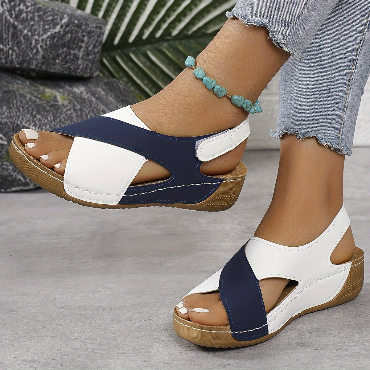 Out-Shine | Everease Orthopedic Sandal