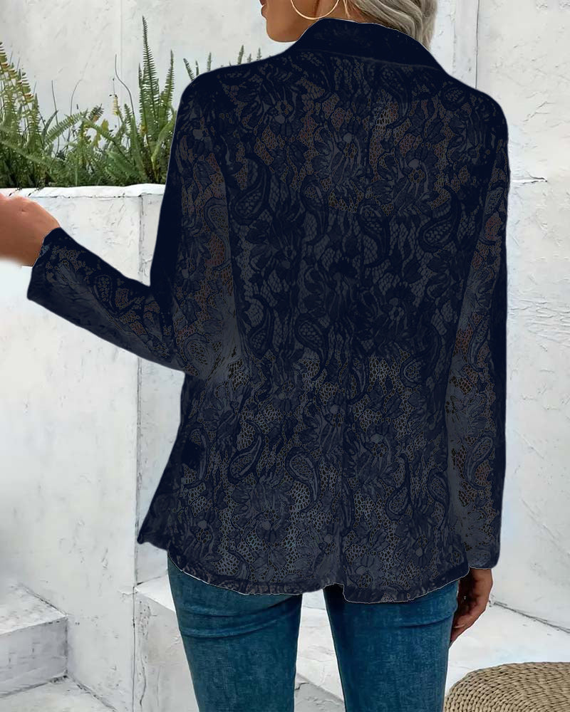 Out-Shine | Black blazer with lace