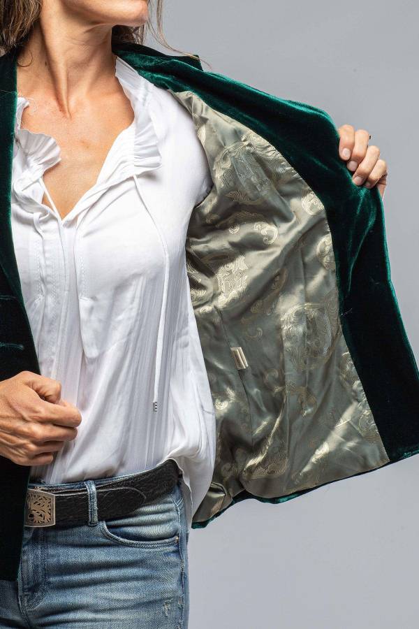 Out-Shine | Gold Velvet Long Sleeve Pocket Blazer