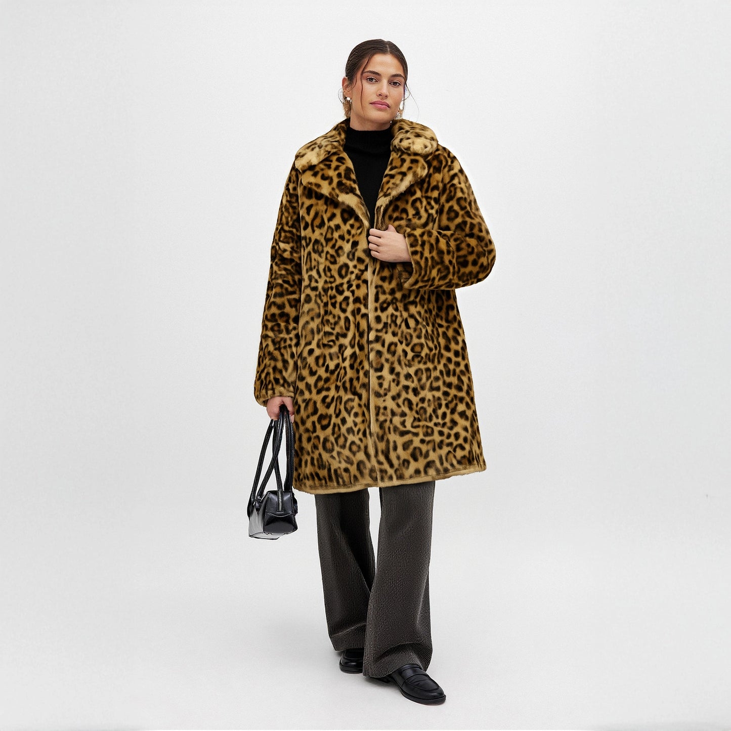 Out-Shine | Leopard pattern plush coat