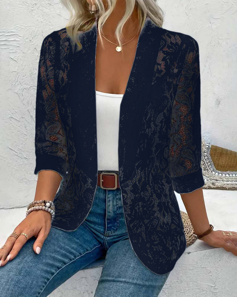 Out-Shine | Black blazer with lace