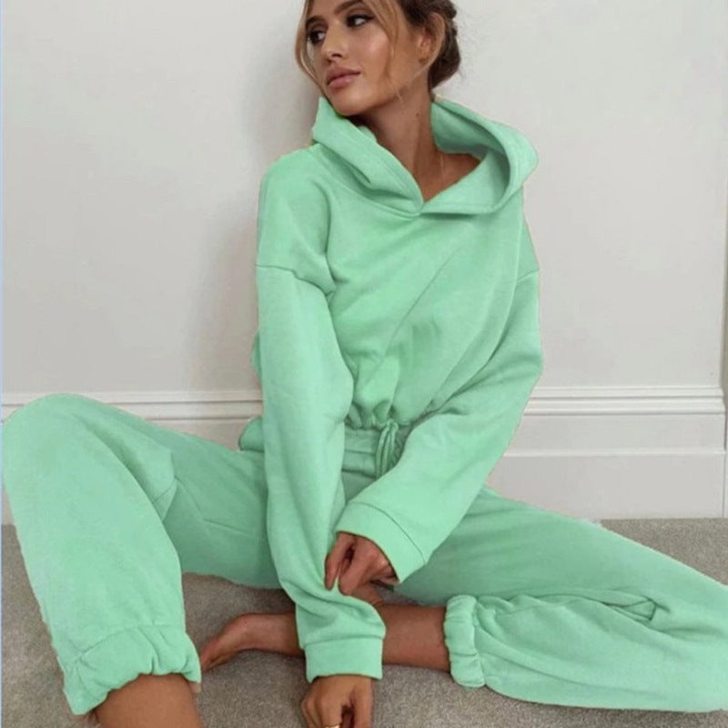 Out-Shine | Fashionable Set with Cropped Hoodie and Sweatpants