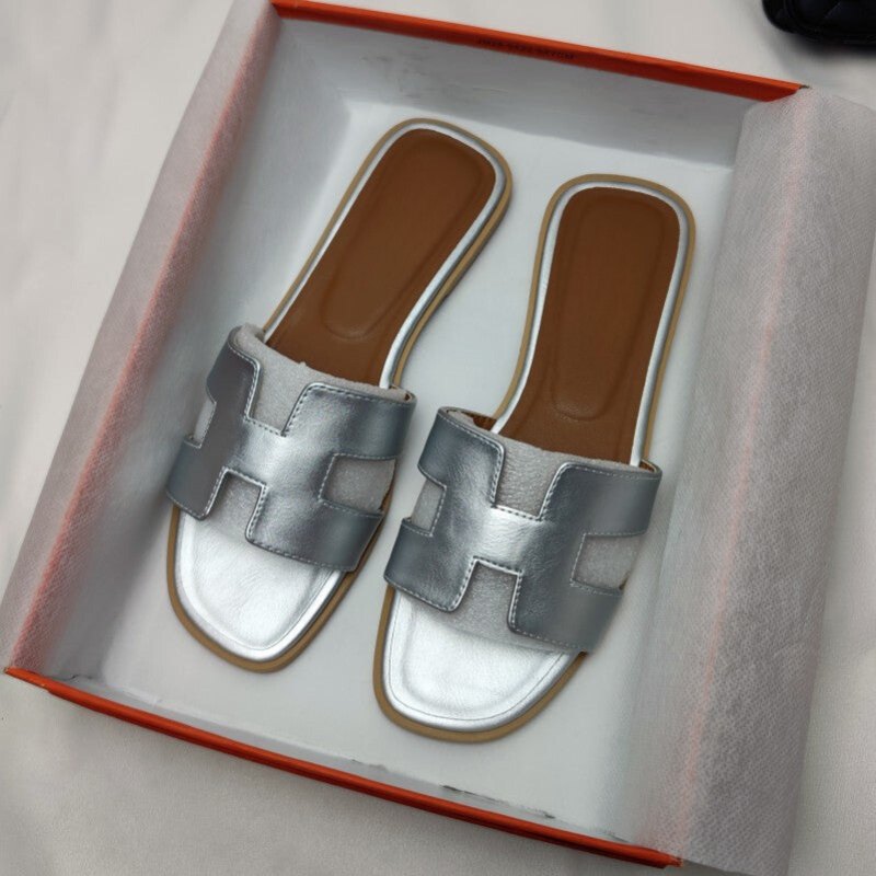 Out-Shine | Chic and luxurious summer shoes