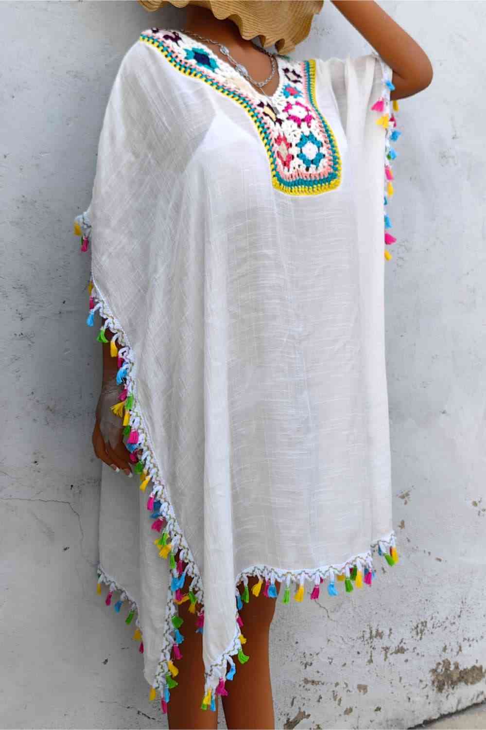 Deslumbra | Vestido bordado con detalle de borlas