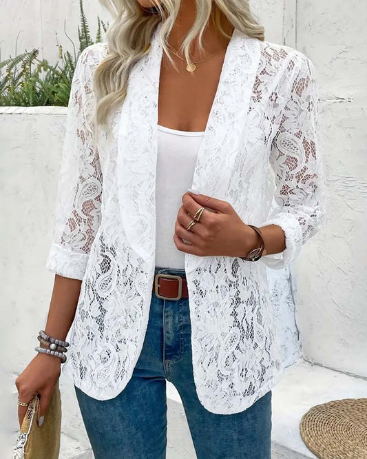 Out-Shine | Black blazer with lace