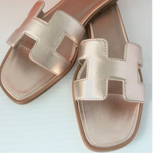 Out-Shine | Chic and luxurious summer shoes