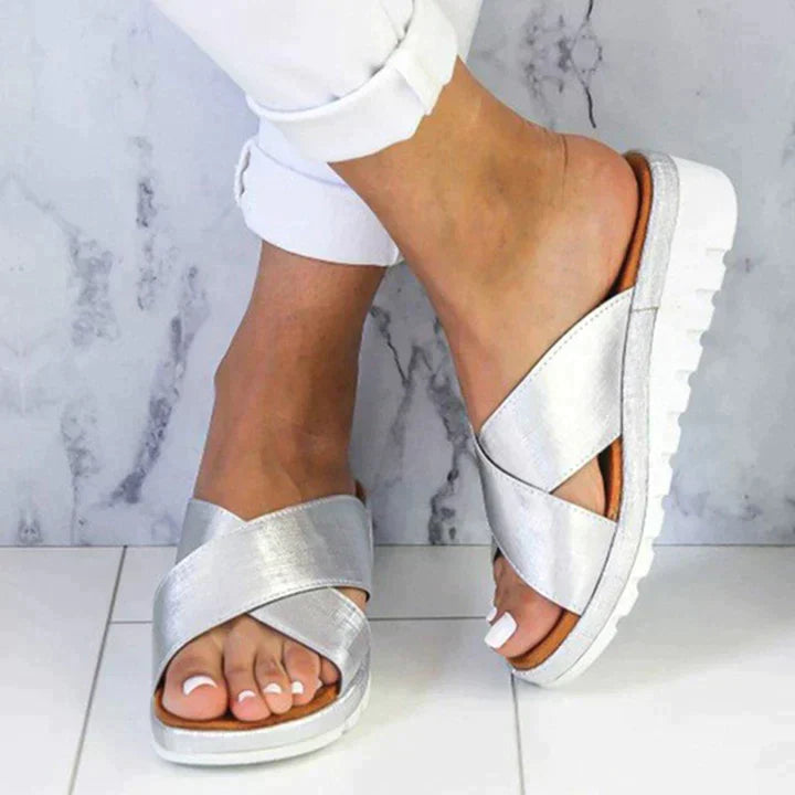 Out-Shine | Deluxe Sandals