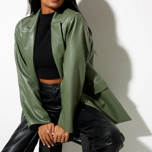 Brilla con luz propia | Elegante blazer de piel sintética