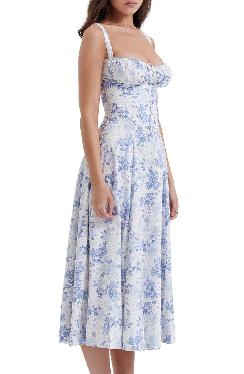 Out-Shine | Bustier dress with waist shaping