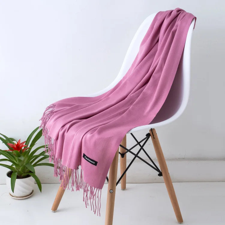 Out-Shine | Black and warm cashmere scarf for women