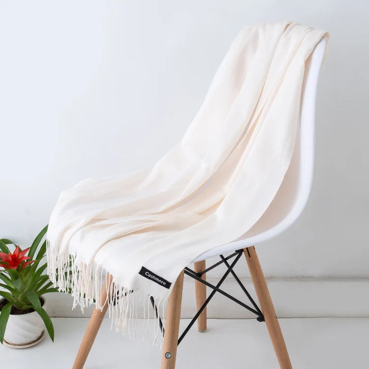 Out-Shine | Black and warm cashmere scarf for women