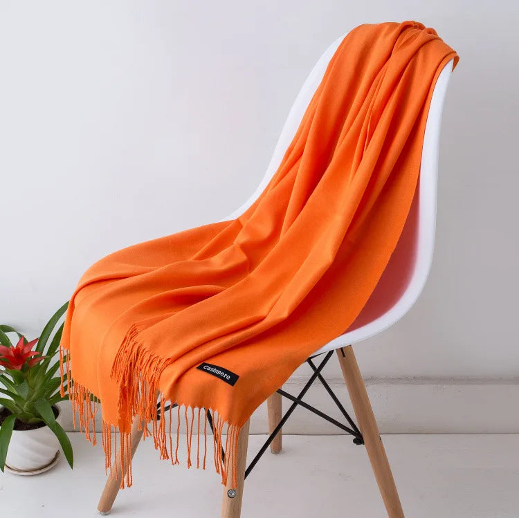 Out-Shine | Black and warm cashmere scarf for women