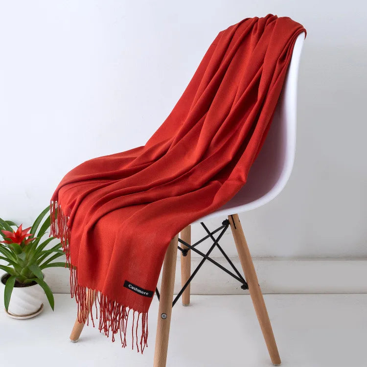 Out-Shine | Black and warm cashmere scarf for women