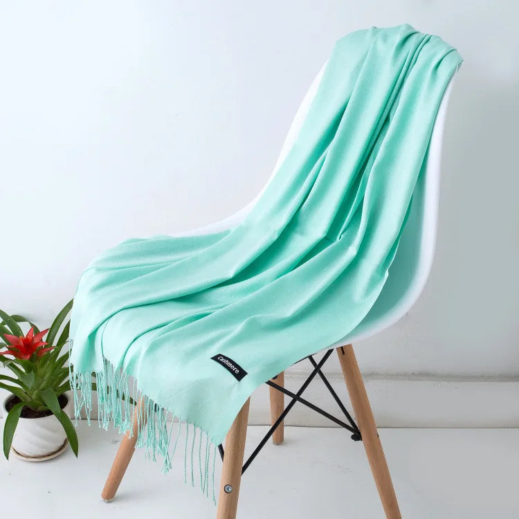 Out-Shine | Black and warm cashmere scarf for women
