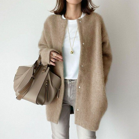 Out-Shine | Refined Cardigan with Style