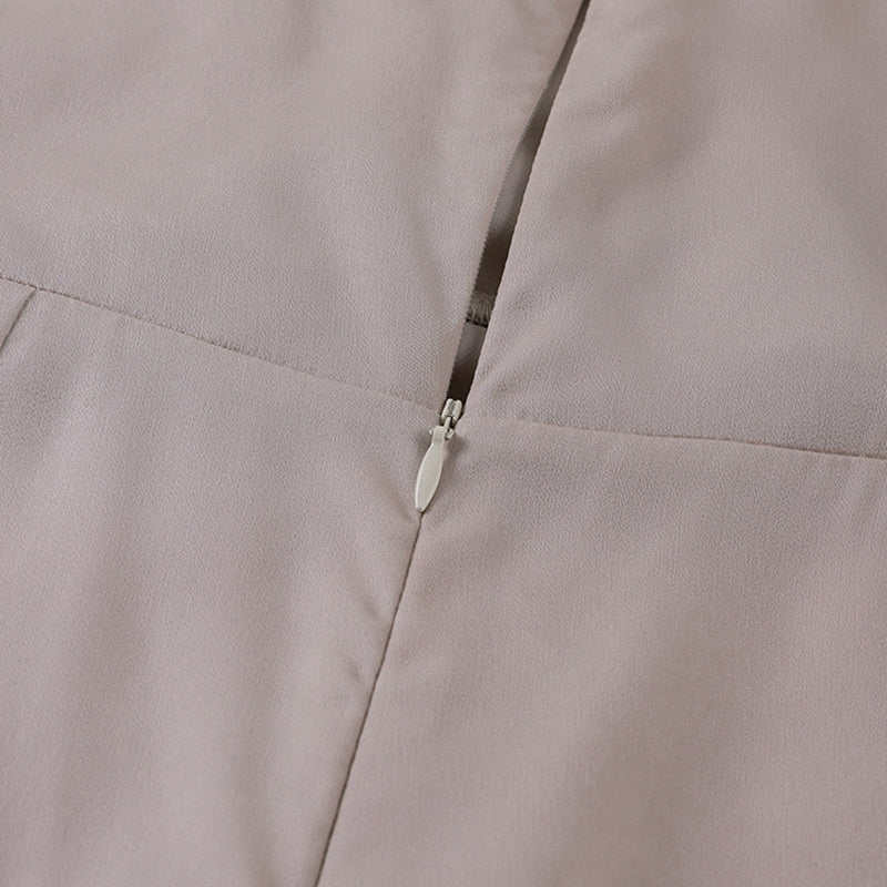 Deslumbra | Vestido largo sin mangas con abertura, atuendo formal perfecto