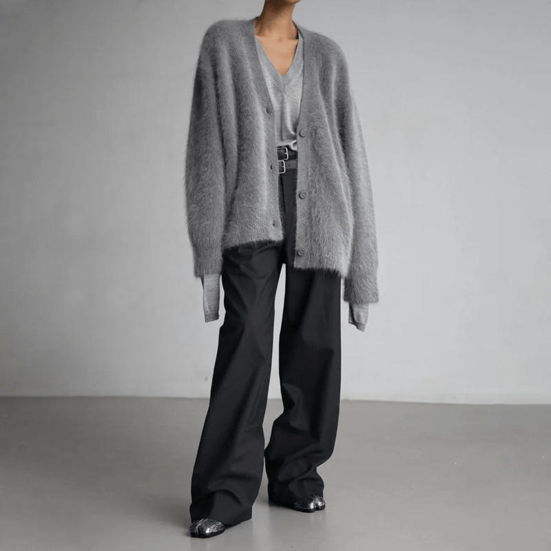 Out-Shine | Luxurious Cashmere Couture Cardigan with Fur Lining