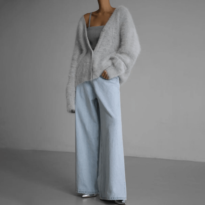 Out-Shine | Luxurious Cashmere Couture Cardigan with Fur Lining