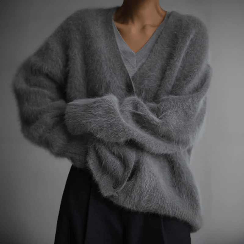 Out-Shine | Luxurious Cashmere Couture Cardigan with Fur Lining