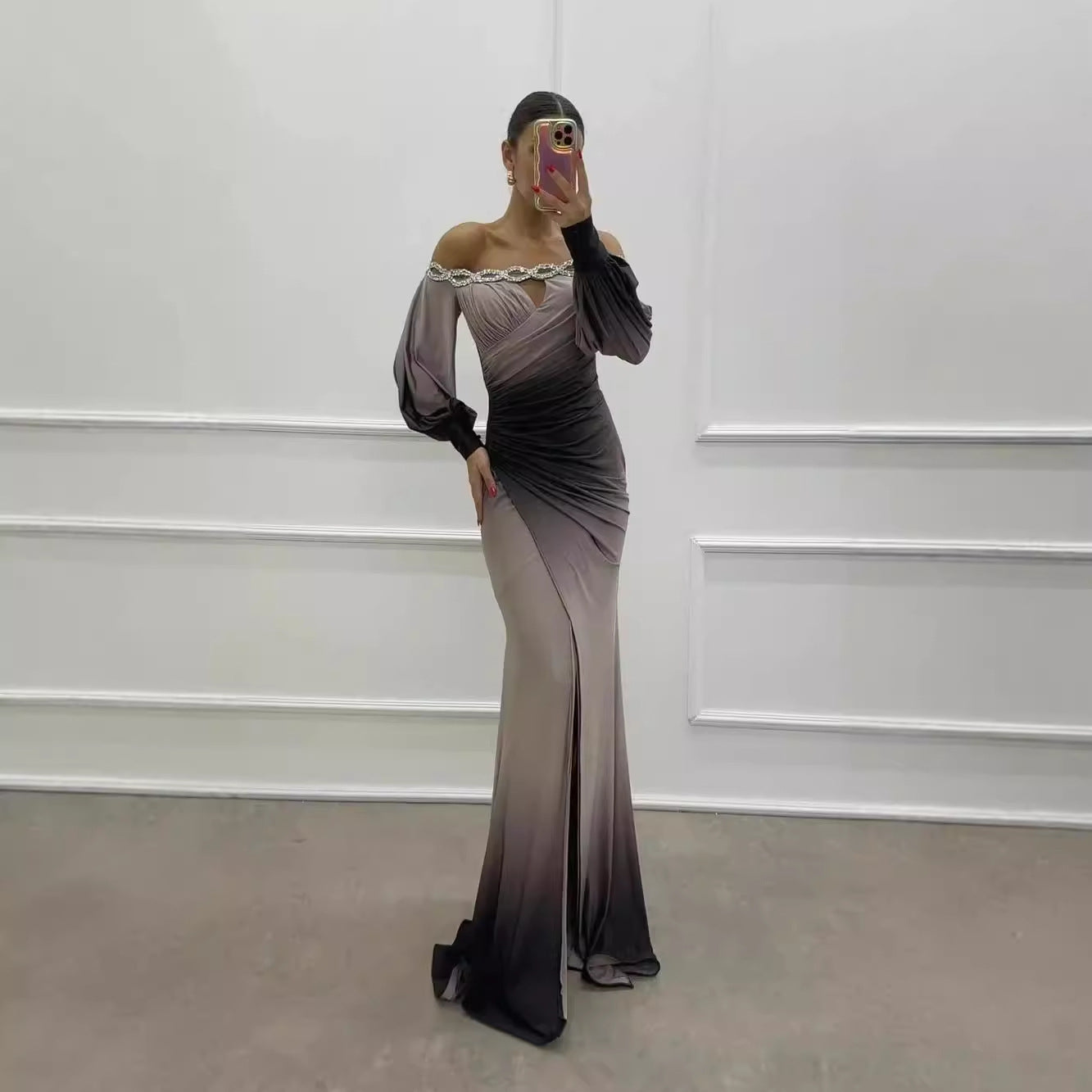 Deslumbra | Vestido de fiesta con camisola y abertura estratégica en corte A