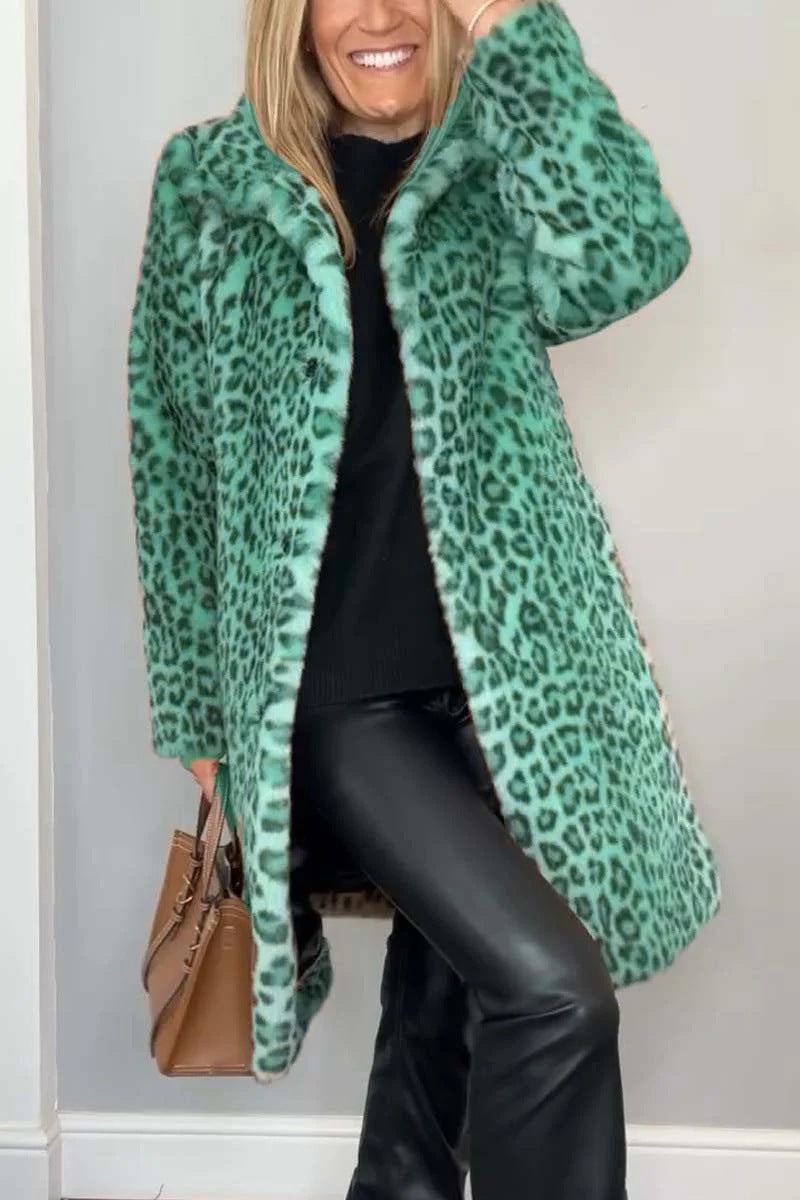Out-Shine | Leopard pattern plush coat