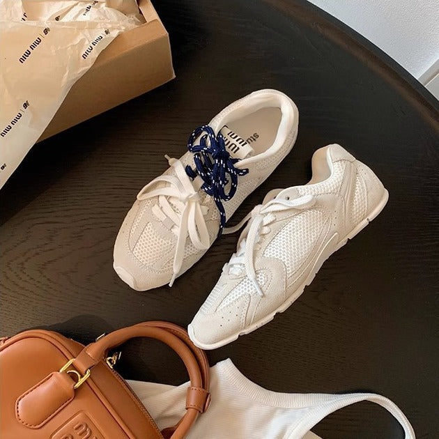 Brilla con luz propia | Zapatillas deportivas de estilo retro premium para mujer