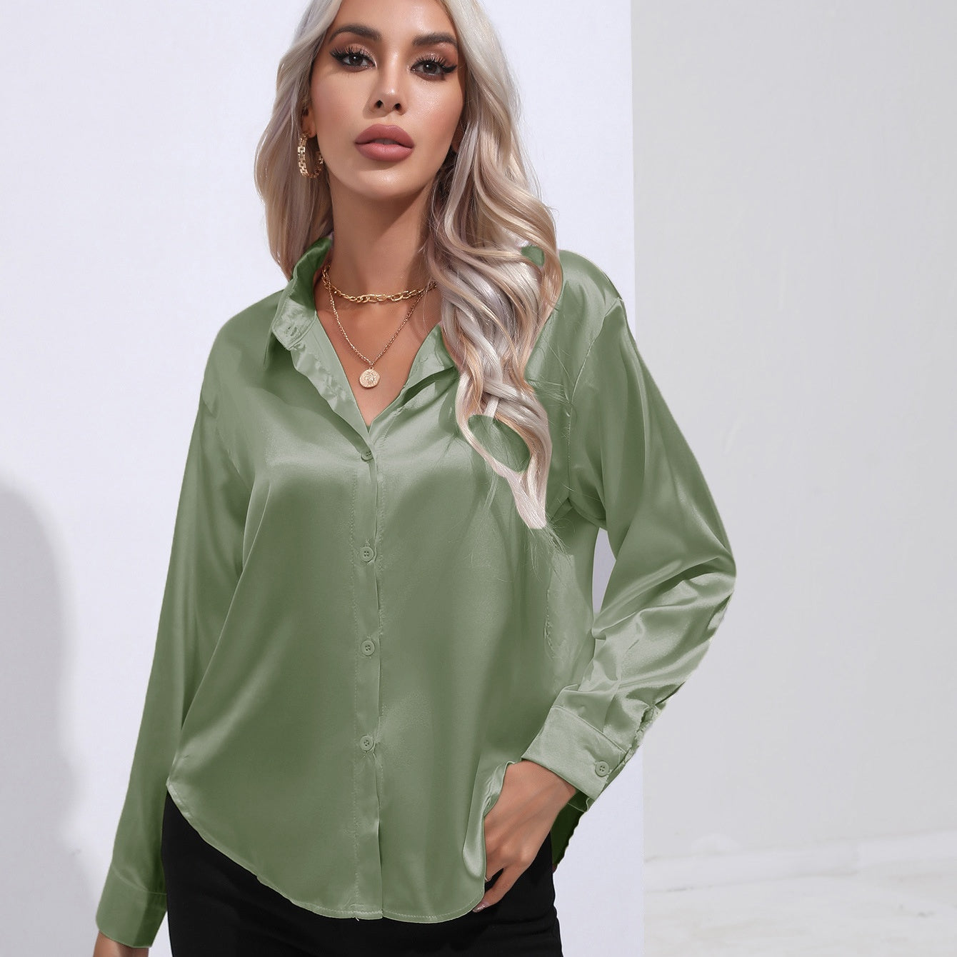 Out-Shine | Elegant Velvet - Faced Fitted Women's Shirt
