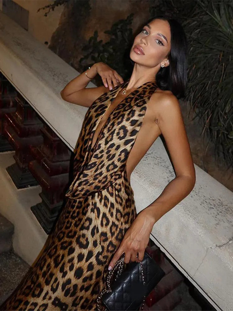 Deslumbra | Elegante vestido de leopardo