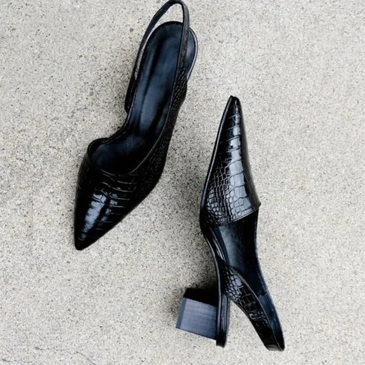 Out-Shine | Brown Pumps - Zarrah