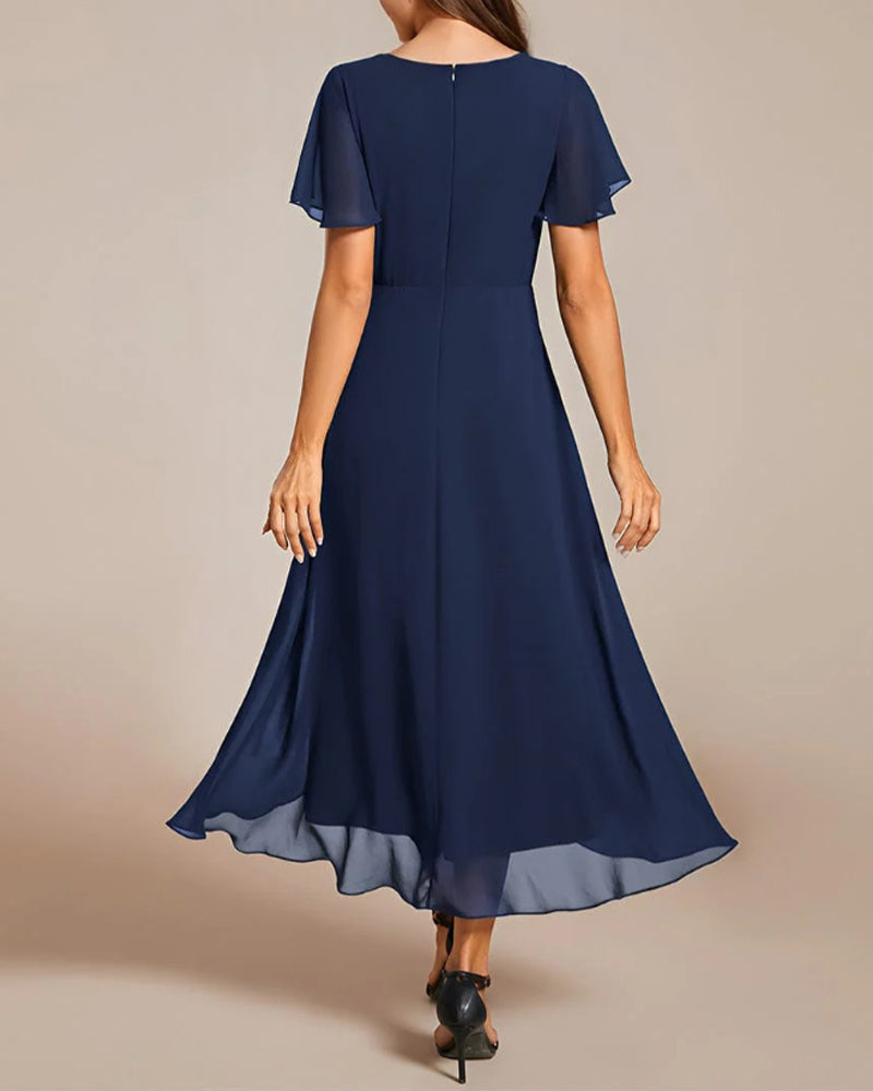 Deslumbra | Vestido con escote en V y mangas con volantes