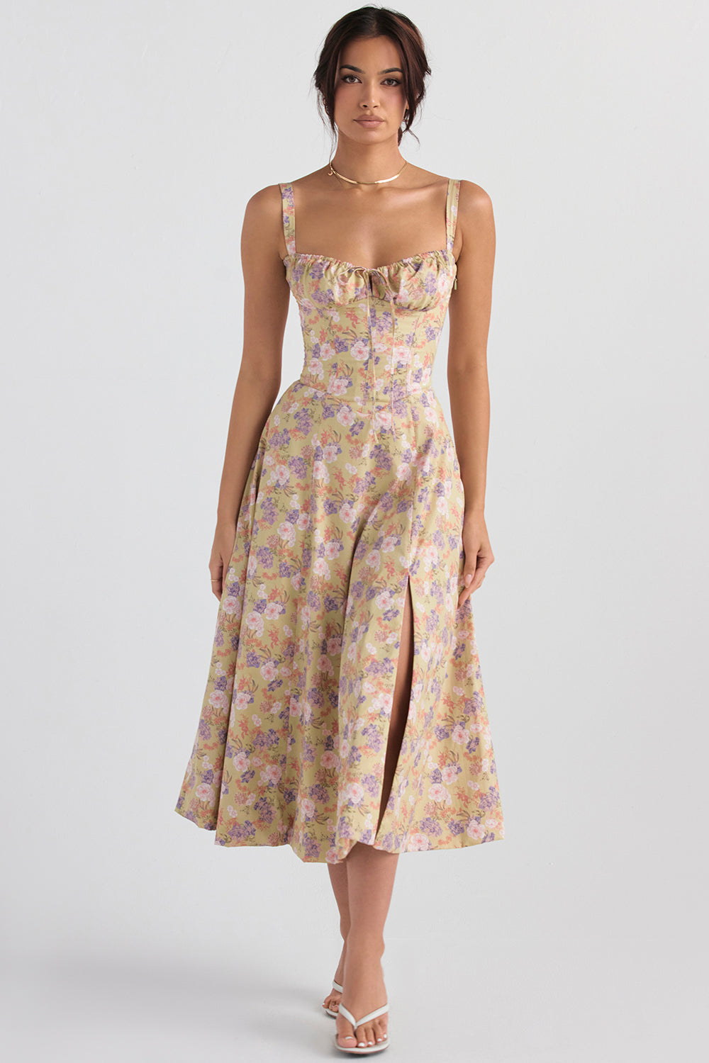Out-Shine | Bustier dress with waist shaping