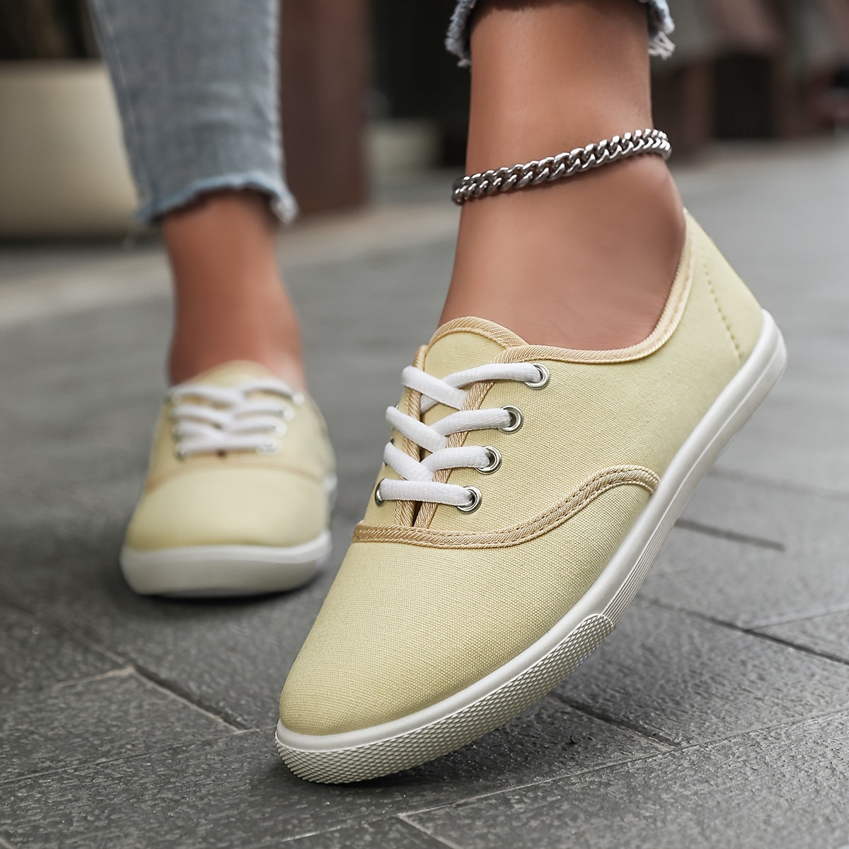 Out-Shine | Low Canvas Lace Ups