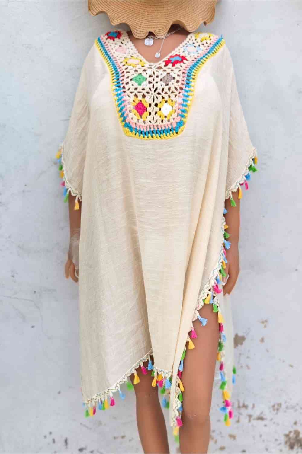 Deslumbra | Vestido bordado con detalle de borlas